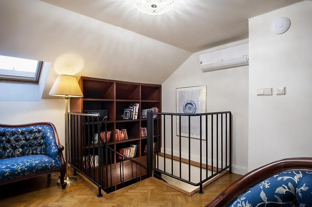 Manesova No.5 Apartments Prague 0*,  Czech Republic